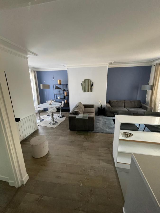 Beautiful Lincoln Apartment Paris Exterior foto